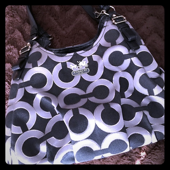 Coach - Picture 1 of 5